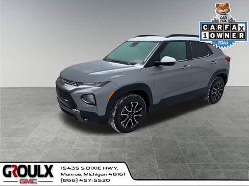 Used 2023 Chevrolet TrailBlazer ACTIV w/ Sun and Liftgate Package image 1