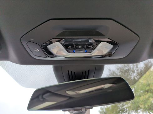 Used 2023 BMW 430i Convertible w/ M Sport Package image 31