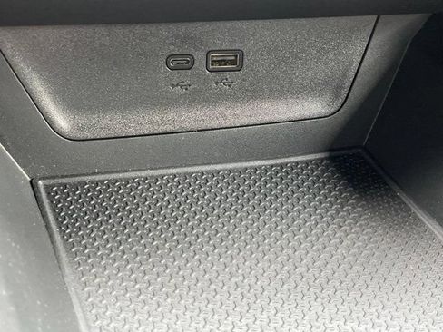 Used 2025 Chevrolet Equinox LT w/ Convenience Package II AWD/4WD image 15