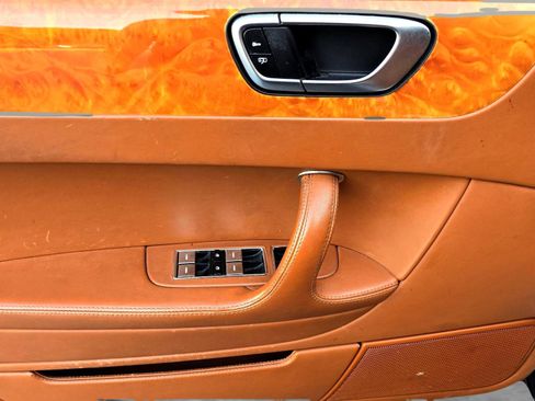 Used 2007 Bentley Flying Spur Flying Spur image 24