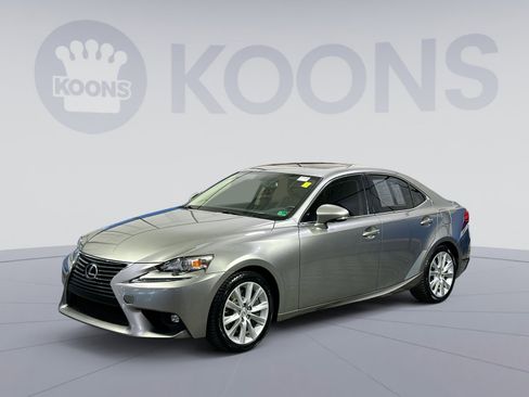 Used 2016 Lexus IS 200t image 1