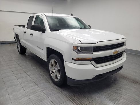 Used 2017 Chevrolet Silverado 1500 Custom w/ Custom Convenience Package RWD image 13