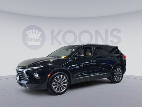 Used 2023 Chevrolet Blazer Premier w/ Enhanced Convenience Package AWD/4WD image 5