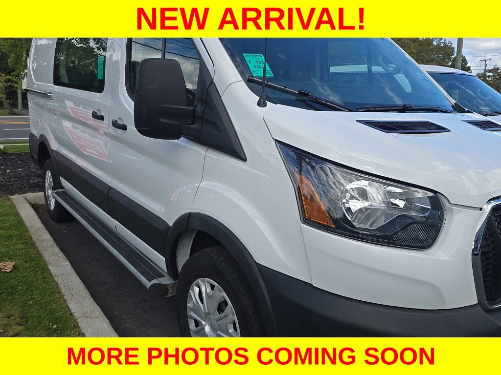 Used 2025 Ford Transit 250 Low Roof w/ Exterior Upgrade Package RWD image 2