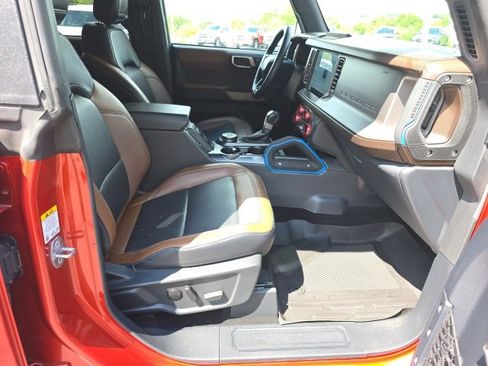 Certified 2022 Ford Bronco Outer Banks image 5