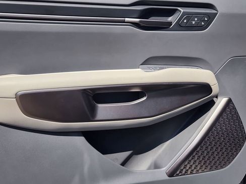 New 2026 Kia EV9 Wind image 19