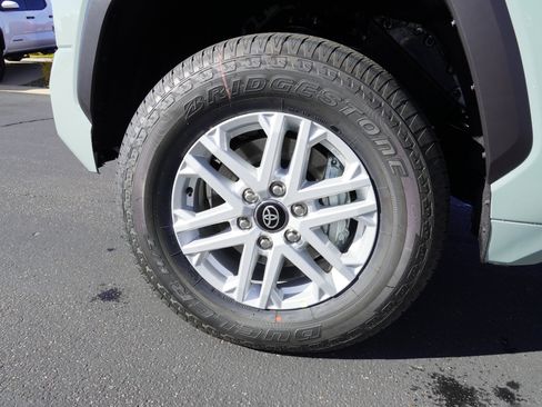 New 2026 Toyota Tundra SR5 w/ SR5 Convenience Package image 13