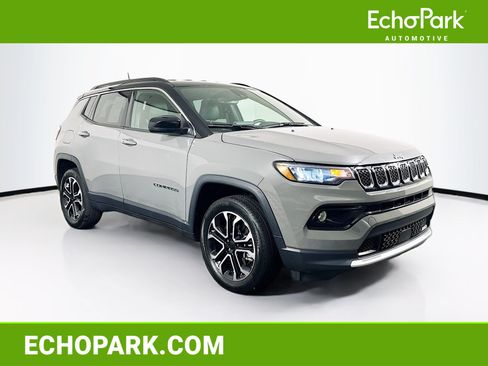 Used 2023 Jeep Compass Limited AWD/4WD image 1