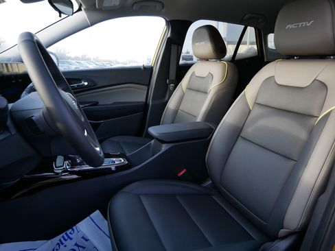 New 2025 Chevrolet Trax ACTIV w/ Driver Confidence Package image 4