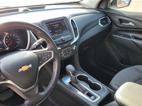 Used 2022 Chevrolet Equinox LT image 25