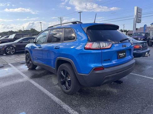 Used 2023 Jeep Cherokee Altitude Lux AWD/4WD image 24