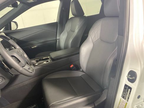 Used 2025 Lexus RX 350 Premium w/ Convenience Package AWD/4WD image 12