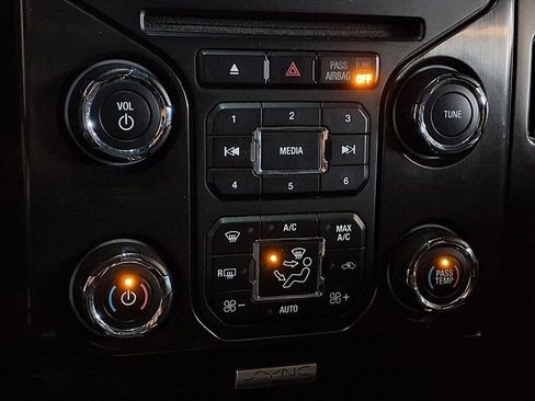 Used 2014 Ford F150 FX4 w/ Equipment Group 402A Luxury image 22