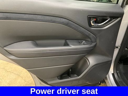 Certified 2025 Subaru Forester Limited AWD/4WD image 17
