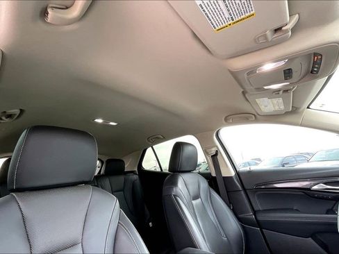Used 2023 Buick Envision Essence FWD image 28