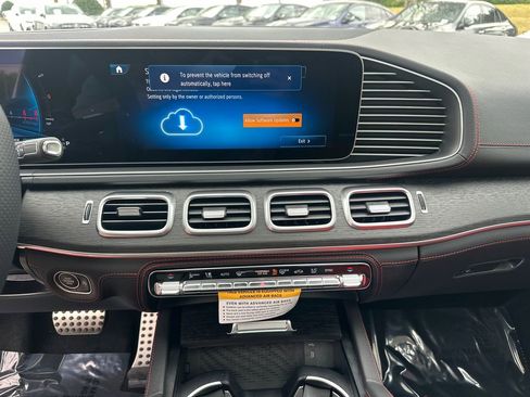 New 2026 Mercedes-Benz GLE 53 AMG 4MATIC Coupe image 30