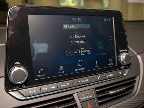 New 2025 Nissan Altima 2.5 SR image 10