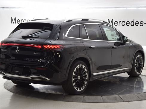 New 2026 Mercedes-Benz EQS 550 4MATIC SUV image 6