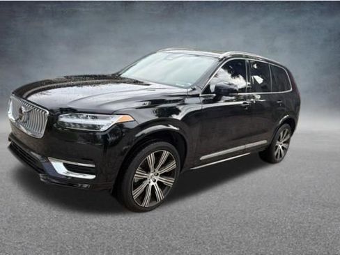 Used 2023 Volvo XC90 B6 Ultimate w/ Lounge Package AWD/4WD image 3