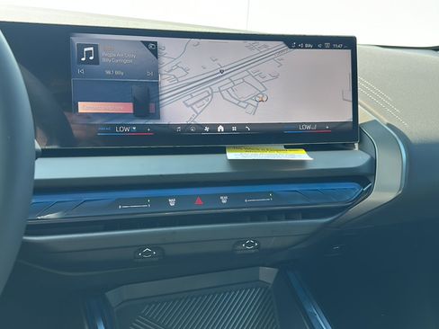 New 2026 BMW X3 xDrive30 w/ Premium Package image 21