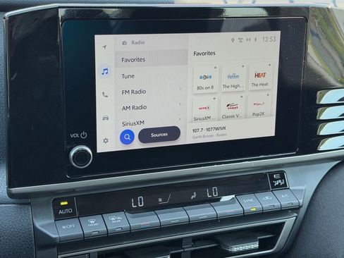 Used 2025 Toyota Camry LE image 25