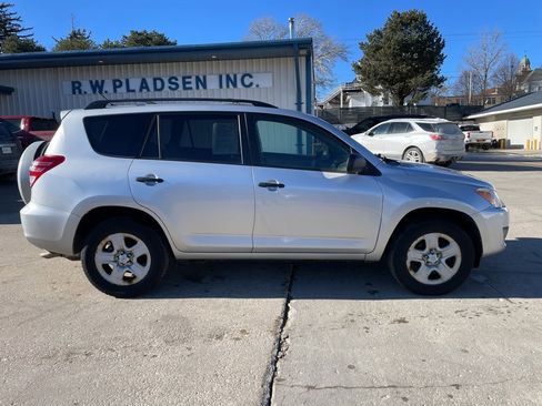Used 2009 Toyota RAV4 4WD V6 image 9