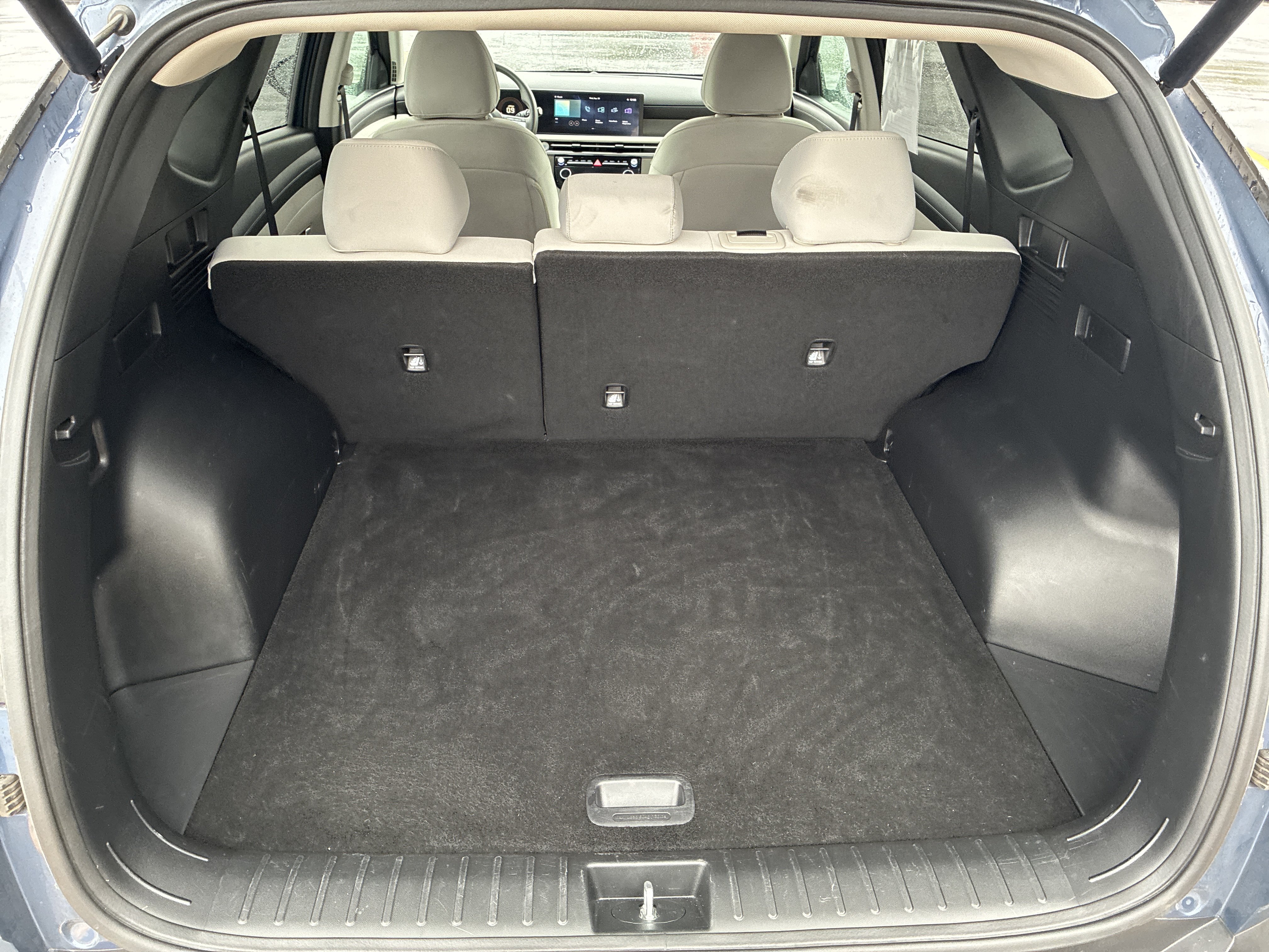 Used 2025 Hyundai Tucson SEL FWD image 16