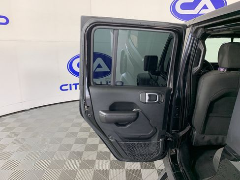 Used 2020 Jeep Wrangler Unlimited Sport AWD/4WD image 29