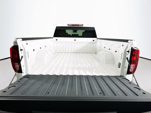 Used 2024 GMC Sierra 1500 Elevation image 28