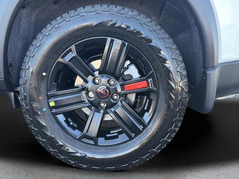New 2026 Nissan Rogue SV AWD/4WD image 29