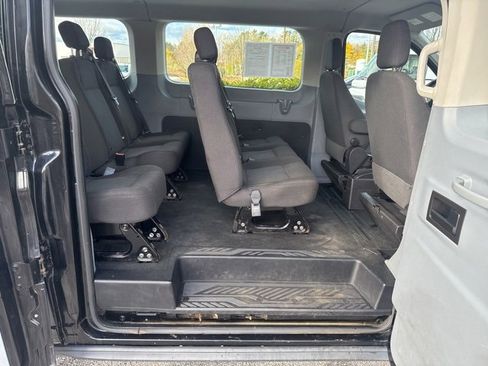 Used 2015 Ford Transit 350 XL image 21