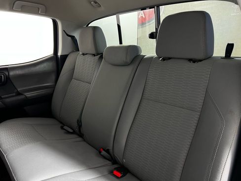 Used 2019 Toyota Tacoma SR w/ SR Convenience Package image 21