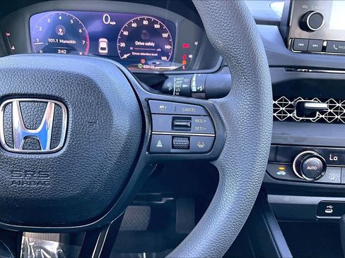 Used 2024 Honda Accord EX image 25