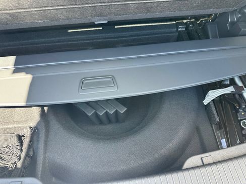 Certified 2023 Volkswagen Atlas SEL AWD/4WD image 36