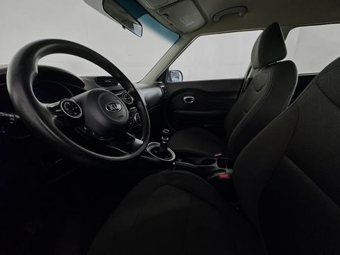Used 2018 Kia Soul FWD image 18