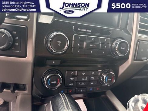 Used 2016 Ford F150 Lariat w/ Equipment Group 501A Mid AWD/4WD image 19