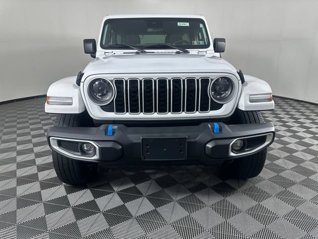 Used 2024 Jeep Wrangler Unlimited Sahara AWD/4WD image 24