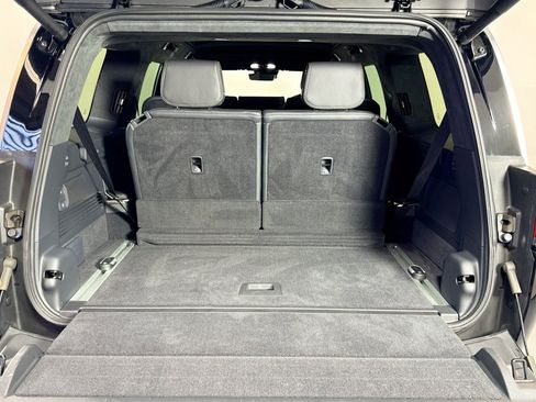 Used 2022 Rivian R1S Launch Edition image 23