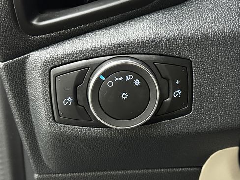 Used 2022 Ford EcoSport S image 22