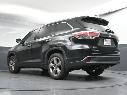 Used 2016 Toyota Highlander Limited image 30