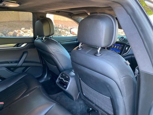 Used 2019 Maserati Ghibli RWD image 44