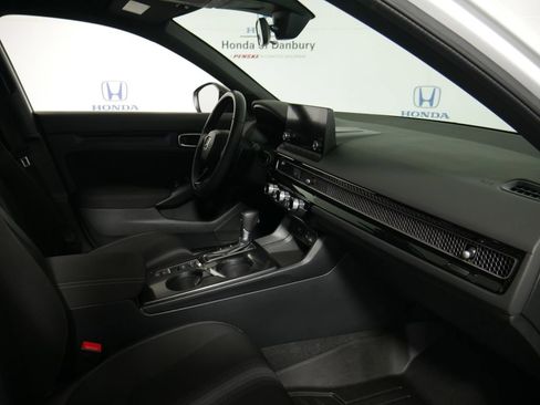 Used 2023 Honda Civic Sport image 7