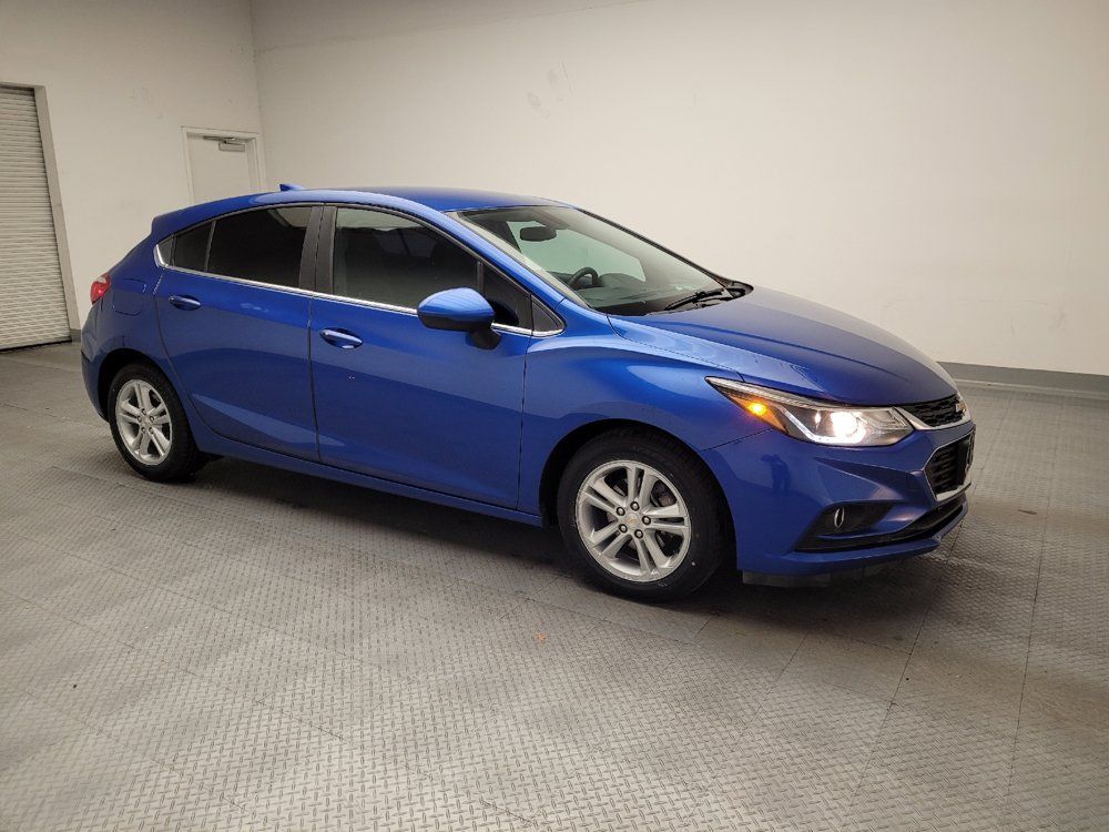 Used 2017 Chevrolet Cruze LT w/ Convenience Package FWD image 11
