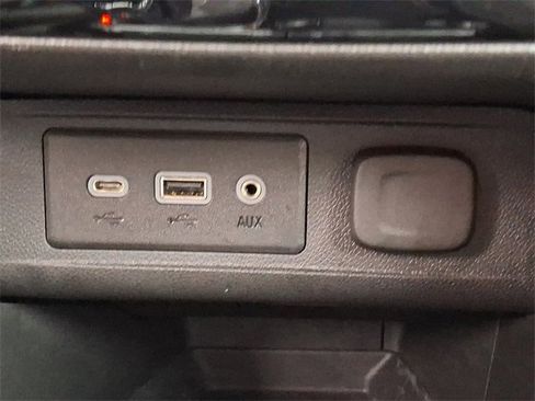 Used 2023 Buick Encore GX Select w/ Sport Touring Package image 26