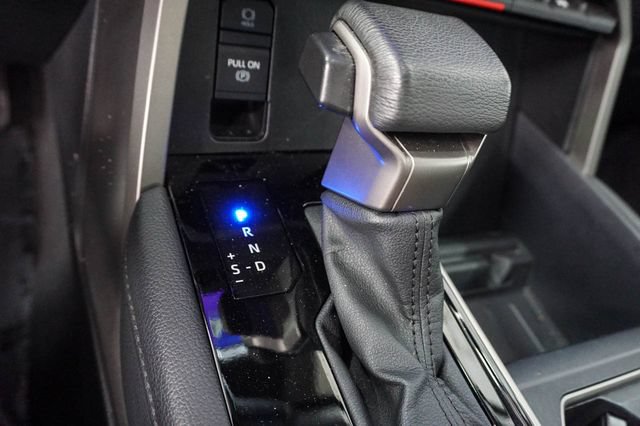 Used 2023 Toyota Tundra Limited AWD/4WD image 17