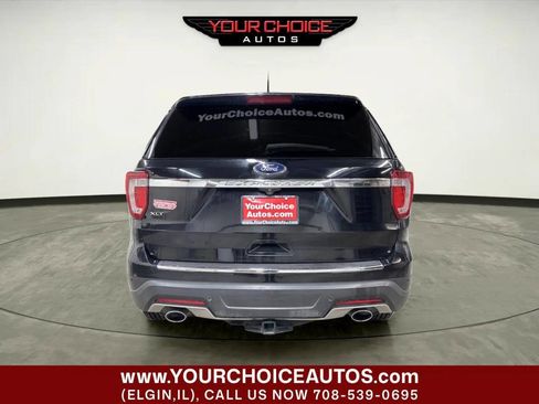 Used 2018 Ford Explorer XLT w/ Equipment Group 202A image 4