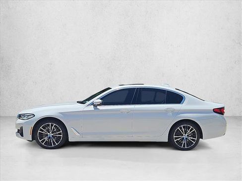 Used 2023 BMW 530i w/ Convenience Package RWD image 9