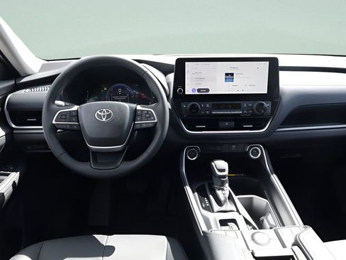 New 2026 Toyota Grand Highlander AWD Hybrid image 9