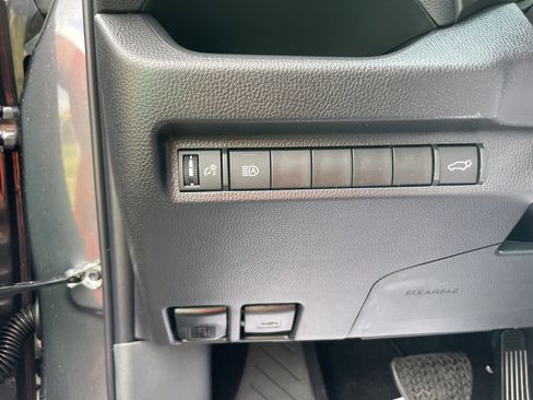 New 2025 Toyota RAV4 XLE w/ Convenience Package image 18