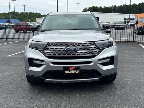 Used 2021 Ford Explorer Limited w/ Equipment Group 301A RWD image 3